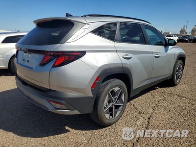 Trzecie zdjęcie samochodu z tyłu: 2026 HYUNDAI TUCSON SEL VIN:5NMJB3DE2TH762496 - miniatura