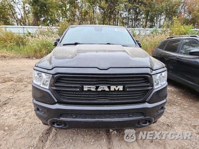 Piąte zdjęcie samochodu w środku: 2019 RAM 1500 BIG HORN/LONE STAR VIN:1C6SRFFT9KN657590 - miniatura