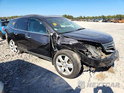 Czwarte zdjęcie samochodu z boku: 2016 CHEVROLET TRAVERSE LT VIN:1GNKRGKD5GJ218566 - miniatura