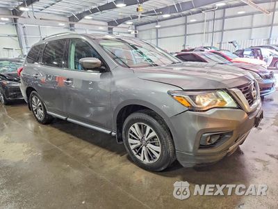 Czwarte zdjęcie samochodu z boku: 2017 NISSAN PATHFINDER SL VIN:5N1DR2MMXHC908428 - miniatura