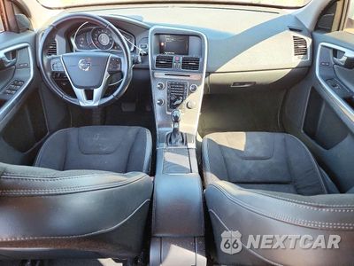 Zdjęcie 8 z 12 samochodu: 2015 VOLVO XC60 T5 VIN:YV440MDJ1F2730053 - miniatura