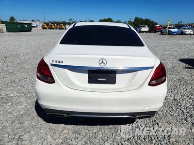 Zdjęcie 6 z 12 samochodu: 2017 MERCEDES-BENZ C 300 VIN:55SWF4JB0HU200355 - miniatura