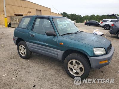 Czwarte zdjęcie samochodu z boku: 1997 TOYOTA RAV4 BASE VIN:JT3XP10V0V0004900 - miniatura