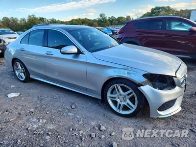 Czwarte zdjęcie samochodu z boku: 2015 MERCEDES-BENZ C 300 4MATIC VIN:55SWF4KB4FU036250 - miniatura