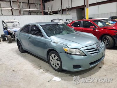 Czwarte zdjęcie samochodu z boku: 2010 TOYOTA CAMRY LE VIN:4T4BF3EK5AR079860 - miniatura