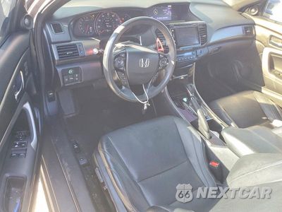 Zdjęcie 8 z 12 samochodu: 2016 HONDA ACCORD TOURING VIN:1HGCT2B04GA004409 - miniatura