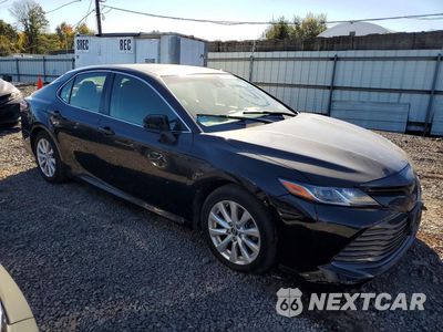 Czwarte zdjęcie samochodu z boku: 2018 TOYOTA CAMRY LE VIN:JTNB11HK6J3017026 - miniatura