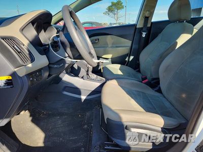 Zdjęcie 7 z 12 samochodu: 2016 KIA RIO LX VIN:KNADM4A34G6620361 - miniatura
