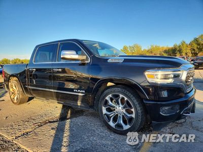 Czwarte zdjęcie samochodu z boku: 2019 RAM 1500 LIMITED VIN:1C6SRFHTXKN669809 - miniatura