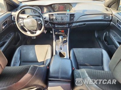 Zdjęcie 8 z 12 samochodu: 2016 HONDA ACCORD SPORT VIN:1HGCR2F58GA146444 - miniatura