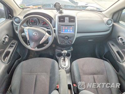Zdjęcie 8 z 12 samochodu: 2018 NISSAN VERSA SV VIN:3N1CN7AP3JL882727 - miniatura