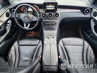 Zdjęcie 8 z 12 samochodu: 2019 MERCEDES-BENZ GLC 300 VIN:WDC0G4JB5KV187559 - miniatura