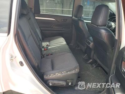 Zdjęcie 11 z 13 samochodu: 2015 TOYOTA HIGHLANDER LE PLUS VIN:5TDZKRFHXFS102303 - miniatura