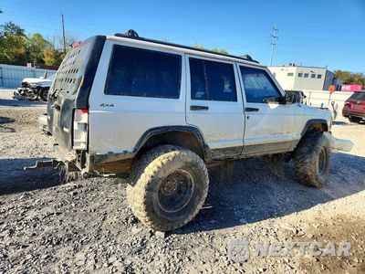 Trzecie zdjęcie samochodu z tyłu: 1998 JEEP CHEROKEE SPORT VIN:1J4FJ68S3WL121347 - miniatura