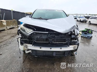 Piąte zdjęcie samochodu w środku: 2017 HONDA CR-V EX VIN:7FARW1H5XHE031916 - miniatura