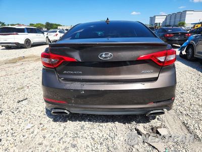 Zdjęcie 6 z 12 samochodu: 2016 HYUNDAI SONATA SPORT VIN:5NPE34AF7GH379812 - miniatura