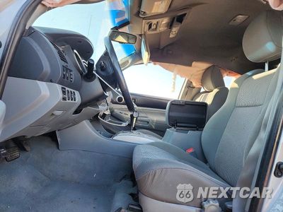 Zdjęcie 7 z 13 samochodu: 2010 TOYOTA TACOMA V6 VIN:5TEUU4EN9AZ684064 - miniatura