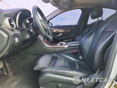Zdjęcie 7 z 12 samochodu: 2016 MERCEDES-BENZ C 300 VIN:55SWF4JB3GU120207 - miniatura