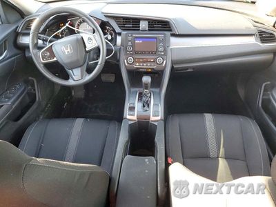 Zdjęcie 8 z 12 samochodu: 2018 HONDA CIVIC LX VIN:19XFC2F52JE003569 - miniatura