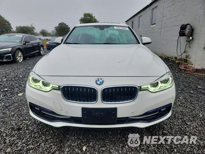 Piąte zdjęcie samochodu w środku: 2017 BMW 330 I VIN:WBA8B9G55HNU51424 - miniatura