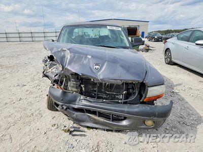 Piąte zdjęcie samochodu w środku: 2002 DODGE DAKOTA QUAD SPORT VIN:1B7HL38X32S723409 - miniatura