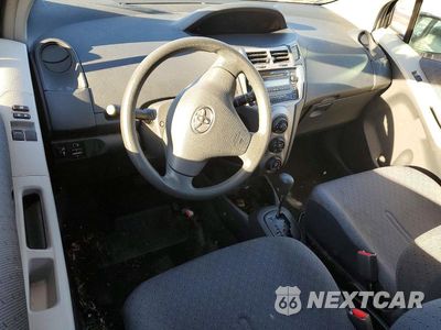Zdjęcie 8 z 12 samochodu: 2009 TOYOTA YARIS BASE VIN:JTDJT903695266018 - miniatura