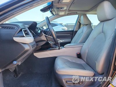 Zdjęcie 7 z 13 samochodu: 2018 TOYOTA CAMRY HYBRID SE VIN:4T1B21HK4JU003438 - miniatura