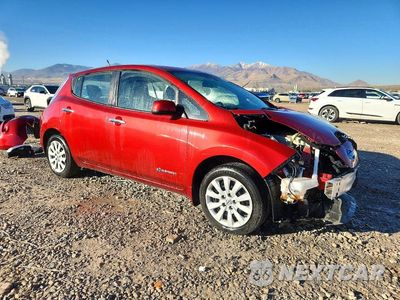 Czwarte zdjęcie samochodu z boku: 2014 NISSAN LEAF S VIN:1N4AZ0CP6EC336573 - miniatura
