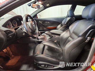 Zdjęcie 7 z 12 samochodu: 2006 BMW M6 VIN:WBSEH93426B797665 - miniatura