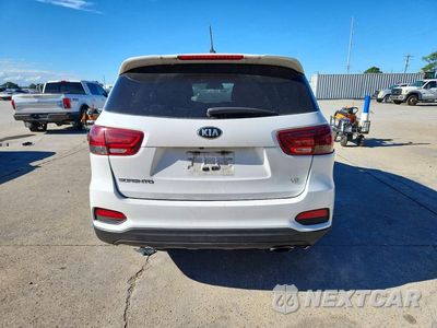 Zdjęcie 6 z 13 samochodu: 2019 KIA SORENTO LX V6 VIN:5XYPG4A54KG485560 - miniatura