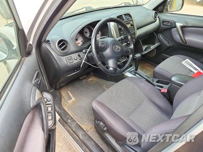 Zdjęcie 8 z 13 samochodu: 2004 TOYOTA RAV4 BASE VIN:JTEGD20V740042709 - miniatura