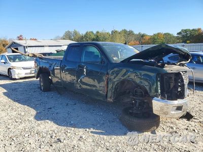 Czwarte zdjęcie samochodu z boku: 2014 CHEVROLET SILVERADO K1500 LT VIN:1GCVKREH5EZ323529 - miniatura