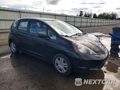 Czwarte zdjęcie samochodu z boku: 2010 HONDA FIT VIN:JHMGE8H20AC003340 - miniatura