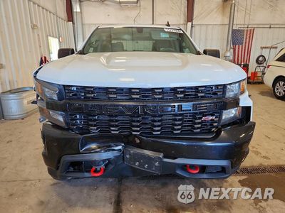Piąte zdjęcie samochodu w środku: 2019 CHEVROLET SILVERADO K1500 TRAIL BOSS CUSTOM VIN:1GCPYCEF1KZ283786 - miniatura
