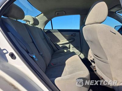 Zdjęcie 10 z 13 samochodu: 2012 TOYOTA COROLLA LE VIN:2T1BU4EE2CC894859 - miniatura