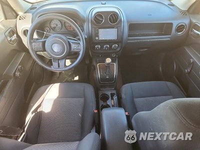 Zdjęcie 8 z 13 samochodu: 2014 JEEP PATRIOT SPORT VIN:1C4NJPBA9ED522398 - miniatura