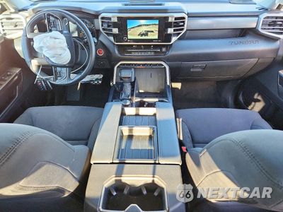 Zdjęcie 8 z 13 samochodu: 2022 TOYOTA TUNDRA SR5 VIN:5TFLA5DA5NX041782 - miniatura