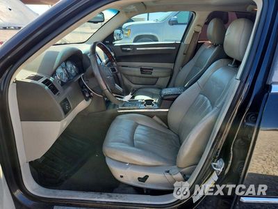 Zdjęcie 7 z 12 samochodu: 2010 CHRYSLER 300C VIN:2C3CA6CT4AH126642 - miniatura