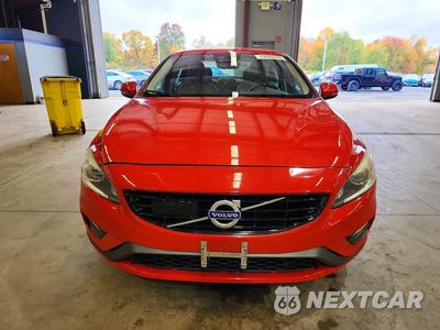 Piąte zdjęcie samochodu w środku: 2018 VOLVO S60 DYNAMIC VIN:YV140MTL0J2466008 - miniatura