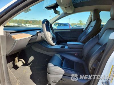 Zdjęcie 7 z 12 samochodu: 2023 TESLA MODEL Y VIN:7SAYGDEE7PA059519 - miniatura