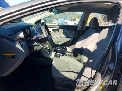 Zdjęcie 7 z 12 samochodu: 2013 HYUNDAI ELANTRA GLS VIN:5NPDH4AE8DH220961 - miniatura