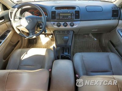 Zdjęcie 8 z 12 samochodu: 2006 TOYOTA CAMRY SE VIN:4T1BA30K46U091232 - miniatura