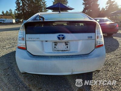 Zdjęcie 6 z 12 samochodu: 2010 TOYOTA PRIUS V VIN:JTDKN3DU2A0018753 - miniatura