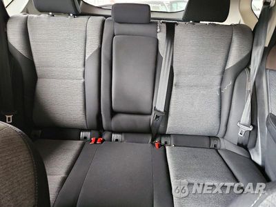 Zdjęcie 10 z 13 samochodu: 2021 NISSAN ROGUE S VIN:5N1AT3AA7MC795021 - miniatura