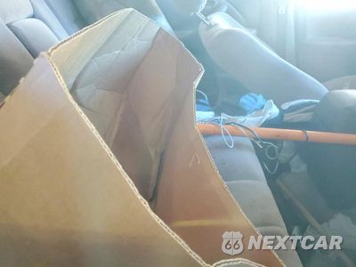 Zdjęcie 10 z 12 samochodu: 1999 TOYOTA CAMRY LE VIN:4T1BG22K9XU575453 - miniatura