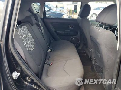 Zdjęcie 11 z 13 samochodu: 2010 KIA SOUL + VIN:KNDJT2A20A7175879 - miniatura