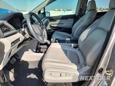 Zdjęcie 7 z 13 samochodu: 2020 HONDA ODYSSEY EXL VIN:5FNRL6H78LB022935 - miniatura