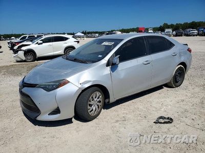 2017 TOYOTA COROLLA LE 5YFBURHEXHP703964 - główne zdjęcie licytacji z USA - miniatura