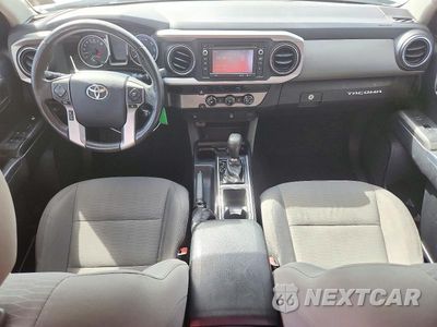 Zdjęcie 8 z 12 samochodu: 2017 TOYOTA TACOMA SR5 V6 VIN:5TFBZ5DNXHX002519 - miniatura