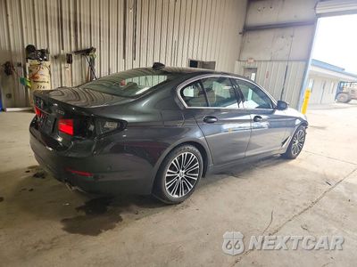 Trzecie zdjęcie samochodu z tyłu: 2019 BMW 530 XI VIN:WBAJA7C56KWW00374 - miniatura